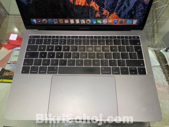 MacBook Pro Retina 2017_Intel Core i5 Processor_8GB Ram